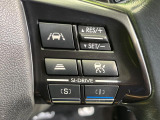 【全車速追従機能付クルーズコントロール】高速道路での長距離走行が楽に!!自動で速度を保つクルーズコントロールが、衝突軽減システムと連携し、前方の車両を感知して車間を保つように速度調節してくれます!!
