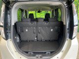 普段のお買い物や通勤、送迎等に十分な荷室スペースを確保しております。セカンドシートを倒すと、大きな荷物の積載も可能です♪