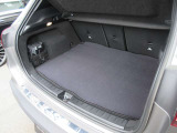 お気軽にお問い合わせください。Tel:075-325-0440 Mobile:070-2313-8676  中古車担当:時女まで