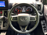 【純正革巻きステアリング】上質な革を使用することで、手にしっかり馴染みとても運転しやすいハンドルです♪