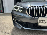 また、BMW正規認定中古車は、エマージェンシーサービスが自動付帯。24時間365日、皆様のカーライフをサポート致します。確かな安心のうえで、「駆けぬける歓び」をご堪能ください。