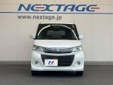 弊社では、全車『修復歴なし』のお車のみ取り扱っております。専任バイヤーによる厳選した仕入れの後、入庫後の車両チェックを行い、ネクステージが認定した高品質な中古車をご提供しております。