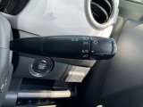 トンネル進入時や暗くなれば自動で点灯するオートライト機能付き。