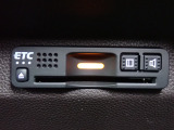 ■【ETC車載器】が装備されています。セットアップをしてお渡しとなり、ETCカードを差し込むだけで高速道路の利用が可能です。