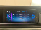 ナビゲーションシステムも多様化して参りました。好きな音楽が好きなメディアで楽しめます。USBインターフェース、SDカード、Bluetoothなど様々な接続方法に対応しており、楽しいドライビングを演出。