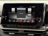 日産純正メモリーナビ。操作も簡単なタッチパネルです。