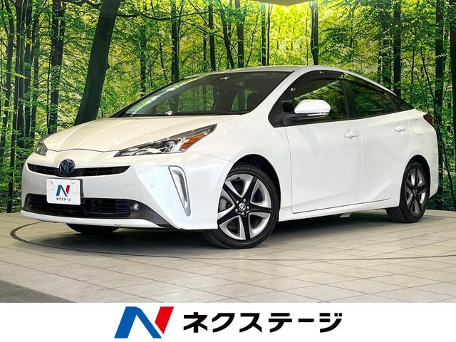 トヨタ プリウス 