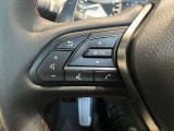 ステアリングスイッチ搭載!ハンドルひとつで手を離さなくても運転中視線をそらさなくても操作が出来て便利です♪