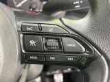 【レーダークルーズコントロール】高速道路での長距離走行が楽に!!自動で速度を保つクルーズコントロールが、衝突軽減システムと連携し、前方の車両を感知して車間を保つように速度調節してくれます!!