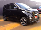 ブラックは車体はしまって見えてかっこいいですね。