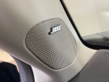 BOSEプレミアムサウンドシステム(12スピーカー)を搭載しています。