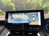 【パノラミックビューモニター】専用のカメラにより、上から見下ろしたような視点で360度クルマの周囲を確認することができます☆死角部分も確認しやすく、狭い場所での切り返しや駐車もスムーズに行えます。