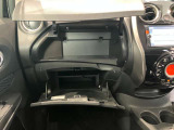 車検証入れになどにも使える便利な収納BOXあります。