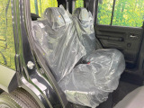 高品質なオリジナルフロアマットもオプションにてご用意しております。お好きなデザインやカラーをお車に合わせて選んでいただくことができます♪