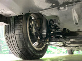 お車を安心してお乗りいただく為には、足回りの定期点検が欠かせません。サービスサポート(有償保証)では無料点検もご提供しており、安心のカーライフをお過ごしいただけるサポート体制が整っています。