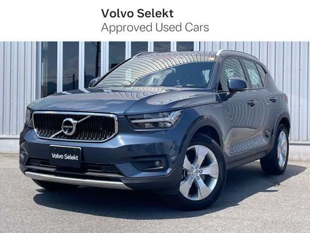 XC40 B4 AWD モメンタム 4WD 