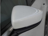 【ドアミラーウインカー】格好良さだけではなく対向車両からの視認性もよく安全に走行する為の安全装備のひとつです。