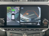 アラウンドビューモニター:空から見下ろしているような視点でスムーズな駐車と安全確認ができ安心して運転出来ます。