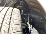 お車を安心してお乗りいただく為には、足回りの定期点検が欠かせません。サービスサポート(有償保証)では無料点検もご提供しており、安心のカーライフをお過ごしいただけるサポート体制が整っています。