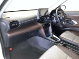 見通しのよいすっきりとした視界で、誰でも運転しやすいです。運転のしやすさは疲れにくさにも繋がりますよ♪