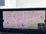 ●純正ナビ:一体感のあるナビは、高級感ある車内を演出してくれます。オーディオ機能も充実しておりますので、運転もより楽しめます♪