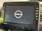 【純正大画面ナビ】人気の大型9インチナビを装備。存在感のある大画面はインパクト大!ナビ利用時のマップ表示は見やすく、テレビやDVDは臨場感がアップ!いつものドライブがグッと楽しくなります♪