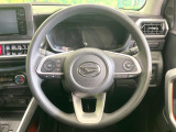 【ステアリングスイッチ】運転中、前方から目線をそらすことなく、オーディオ等の操作が可能な便利機能!安心&快適なドライブを演出してくれます♪