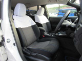 運転席からの視界もよくどなたがお乗りになられても運転しやすい車両になっていますよ