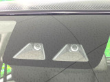 【スマートアシスト】走行中に前方の車両等を認識し、衝突しそうな時は警報とブレーキで衝突回避と被害軽減をアシスト。より安全にドライブをお楽しみいただけます。