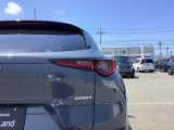 リアのライトは一目でマツダ車と判断できるようなデザインとなっております。