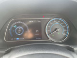 運転支援システムや、安全装置の設定を行うことができます。