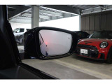 弊社車両はすべて、ご案内前の段階でビー・エム・ダブリュージャパンの基準に則って厳正な車両チェック(第3者機関よる査定)を実施しております。メーター改ざん車や修復歴車は一切ございません。