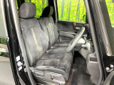運転席シート廻りは使用感も少なく、良好な状態となっています。丁寧に使われていたことがよくわかりますね。