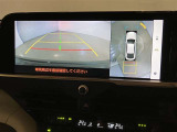 バックギアに入れて頂きますと、この様に後方が映し出されます!最終の確認はご自分の目と耳で必ず行ってください!安全第一で♪
