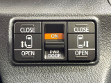【両側パワースライドドア】スマートキーや運転席のスイッチで後席両側スライドドアの開閉が可能♪電動だから力を入れてドアを開ける必要が無く、小さなお子様でも簡単に開け閉めでき快適です♪