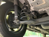 お車を安心してお乗りいただく為には、足回りの定期点検が欠かせません。サービスサポート(有償保証)では無料点検もご提供しており、安心のカーライフをお過ごしいただけるサポート体制が整っています。