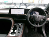 クラウンクロスオーバー 2.5 G レザー パッケージ E-Four 4WD 