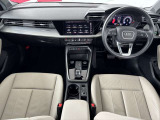 A3セダン 30 TFSI アドバンスド 