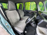 運転席シート廻りは使用感も少なく、良好な状態となっています。丁寧に使われていたことがよくわかりますね。