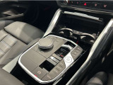 認定中古車 LEDヘッドライト ACC Apple Carplay Bluetooth ドライビングプロファイル機能付き idrive 全方位カメラ PDC ミラーETC カーブドディスプレイ Bカメラ 黒レザーシート シートヒーター