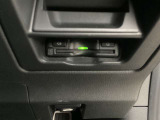 ETCももちろん搭載。いちいち料金所で停車する必要なんて当然ないです。スムーズにストレスなくドライブをお楽しみください。(※支払総額にセットアップ費用は含まれておりません。)