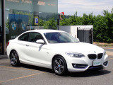 BMW在庫保有台数常時100台以上!ご来店の際はBMW本店(厚木市下荻野140-1)にご来店ください!弊社自慢の全天候型ショールーム!BMW在庫保有台数常時100台以上ございます!