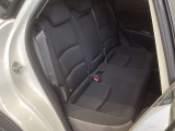 後席も広々くつろげます
