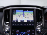 純正ナビを装備。タッチパネル式で使いやすく、お出かけもラクラクです。