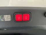 スタッフ全員が自動車保険の資格を保有しており、万が一の事故の際のサポート体制を整えております。メルセデス・ベンツ自動車保険プログラムをご用意しております。無料証券診断を行います!