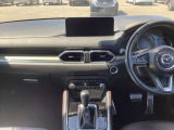 広々とした車内空間は落ち着いた雰囲気があり、快適にお過ごし頂けます。