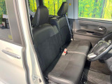運転席シート廻りは使用感も少なく、良好な状態となっています。前オーナー様が丁寧に使っていたことがよくわかりますね。