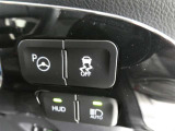 駐車時のドライバーへの負担を軽減する様サポートしてくれるパーキングアシスト機能を搭載しています。