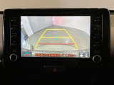 バックギアに入れると、このように後方が映し出されます!最終確認はご自身の目と耳で必ず行ってください!安全第一で!