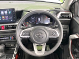 【ステアリングスイッチ】運転中、前方から目線をそらすことなく、オーディオ等の操作が可能な便利機能!安心&快適なドライブを演出してくれます♪